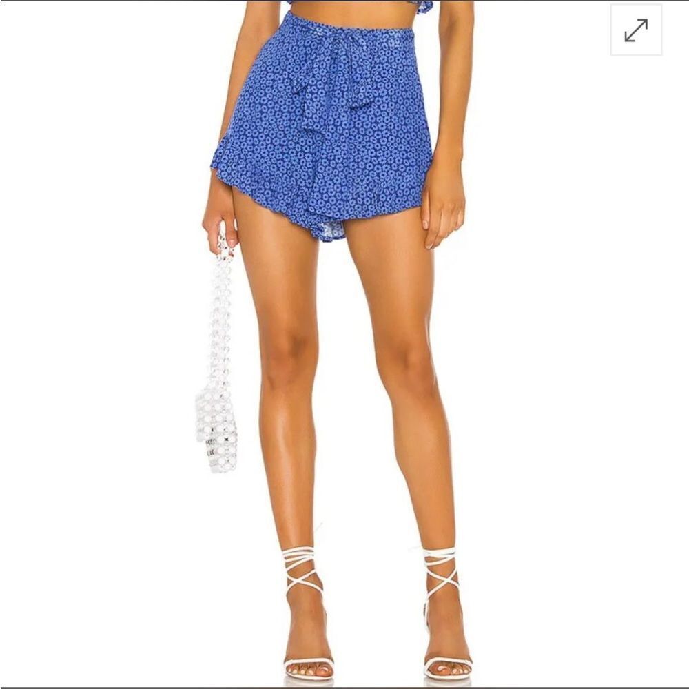 Privacy please‎ blue floral shorts